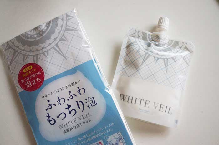 ホワイトヴェール 白雪洗顔レビュー！イチゴ毛穴もくすみもこれで解決☆