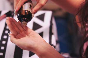 美容オイルを制するのは美肌を制すること！オイルでスキンケアのすすめ