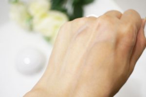 シミやくすみ肌に朗報！富士山温泉クリームの天然成分で美肌ケア＆口コミレビュー